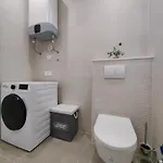 Relax And Enjoy سبليت